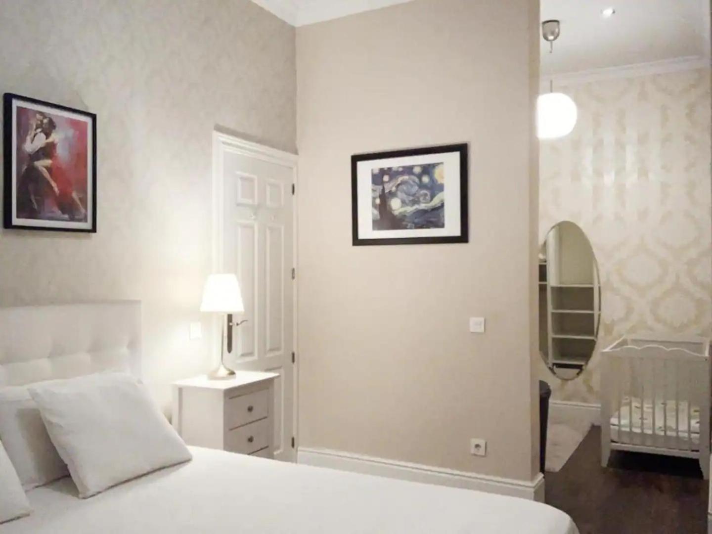 Apartamento Atocha Madrid Centro Ave Muy Grande Bagian luar foto