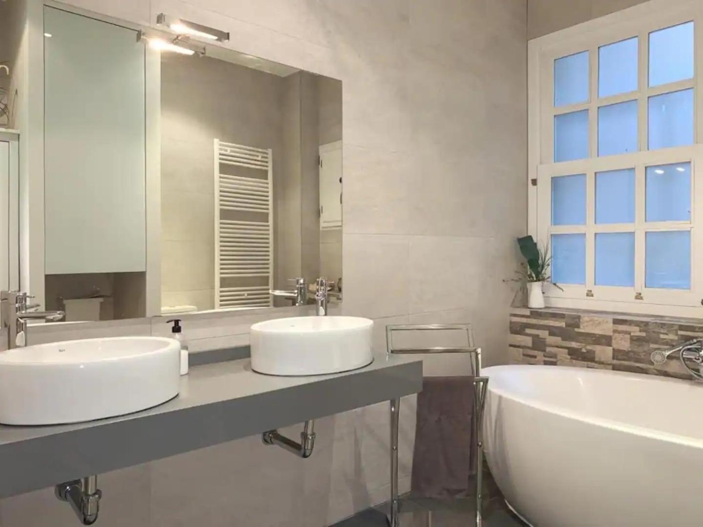 Apartamento Atocha Madrid Centro Ave Muy Grande Bagian luar foto